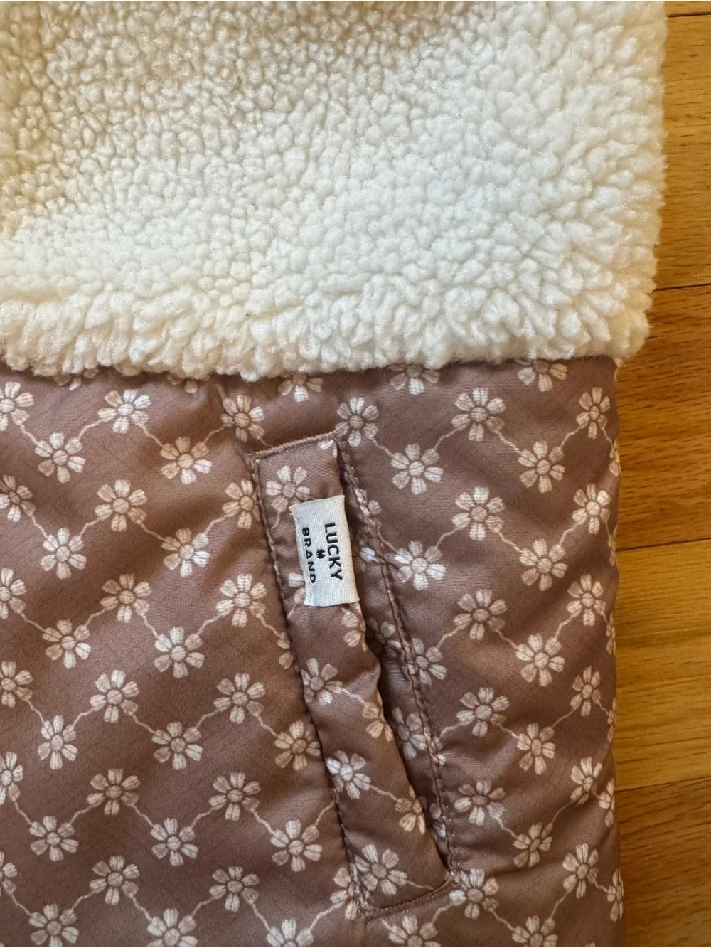 Girls Lucky Brand 4T Sherpa Trim Quilted Floral Vest - Brown & Cream